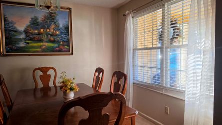 DINING ROOM SET