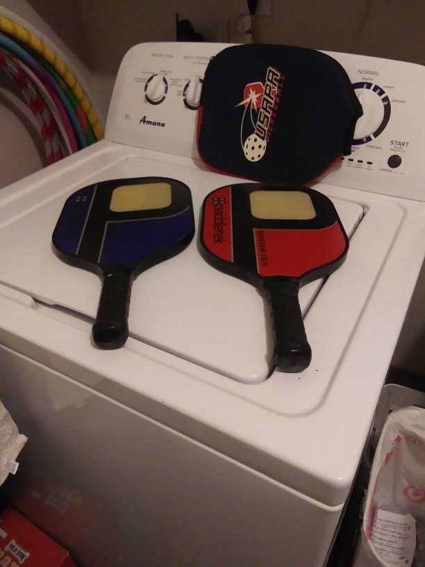 2 Paddletek Paddles And One Cover