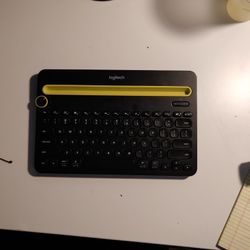 Logitech K480 Bluetooth keyboard 3 Device 