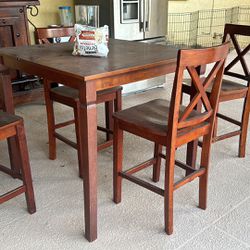 Table With 4 Chair