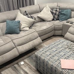 6 Piece Sectional Sofa With 3 Electric Recliners