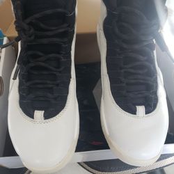 Jordan Retro 10s Mens Size 8 $100