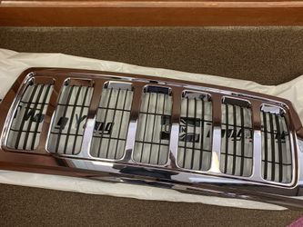 Tong Yang 2004 Jeep Grand Cherokee Replacement Grill