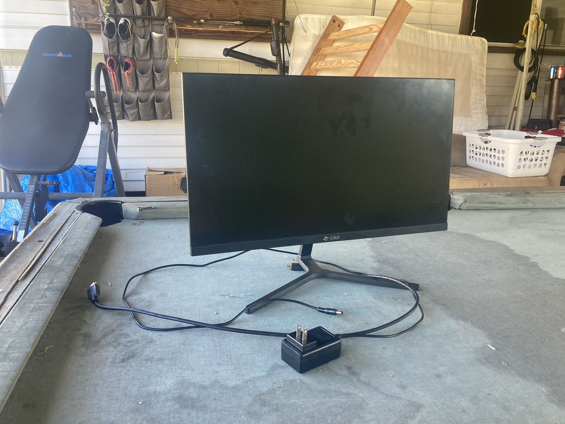 22” Monitor With HDMI Cable