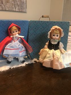 Vintage 6’ madam Alexander dolls . Little red riding hood and lil bo peep