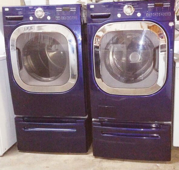LG Purple/Royal Blue FrontLoad Washer AND Dryer SET on Pedestals