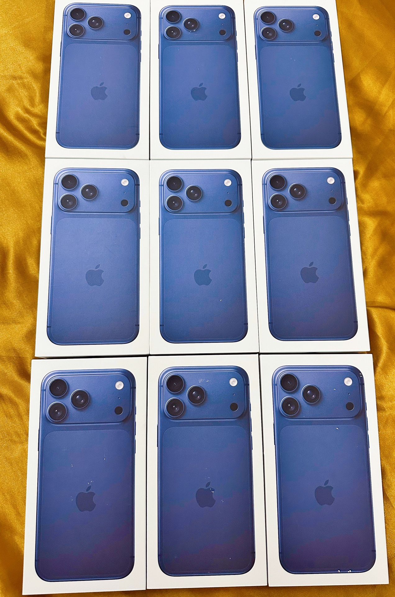 Sealed IPhone 17 Pro Max 256GB Unlocked Worldwide / 1 Year Warranty