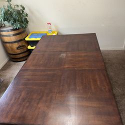 Dining Room Table W/ 4 Chairs