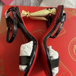 Red Bottom Sz 7 In Hand Ready To Meet Up