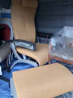 Recliner and foot stool