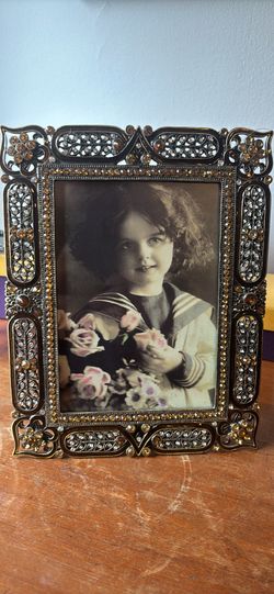 SARO LIFESTYLE Bejeweled Decorative Photo Frame – Antique Crystal Picture Frame