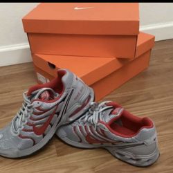 Nike Men's Air Max Torch 4 Running Shoe