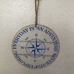 Wallpiece Inspirational Quote With Compass 