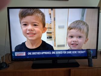 TV -Vizio 39" e390i-A1