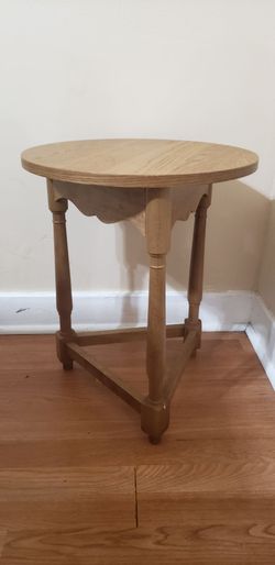Threshold Side Table
