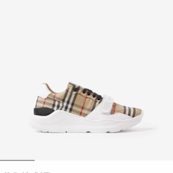 Burberry Men’s Shoes