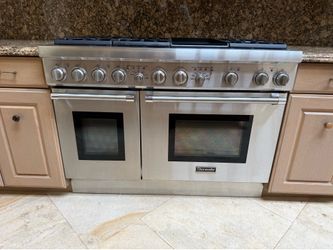 Thermador Range
