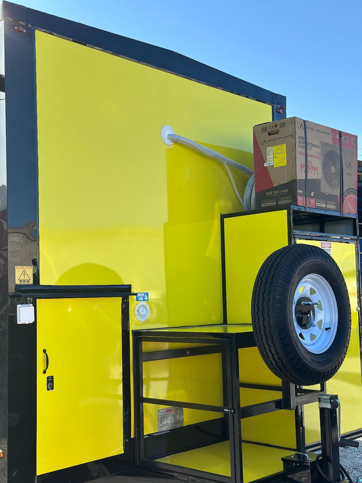 BRAND NEW 8x16 FOOD TRAILER - NO UPFRONTPAYMENT NEEDED