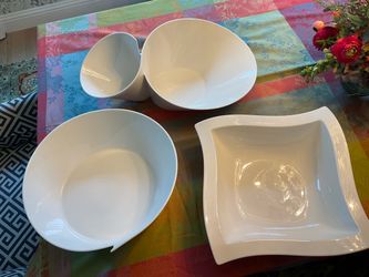 Villeroy and Boch New Wave pattern serving bowl set