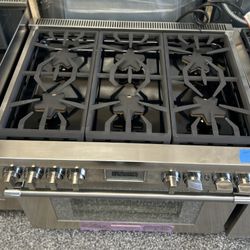 Thermador 36 in stove