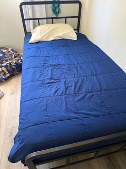 Twin bed with mattress