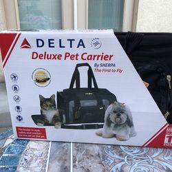 Deluxe Pet Carrier