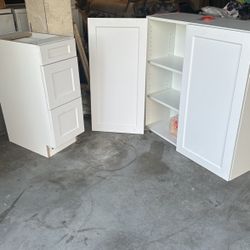 Kitchen Cabinets And Vanity All Side New In Box $60