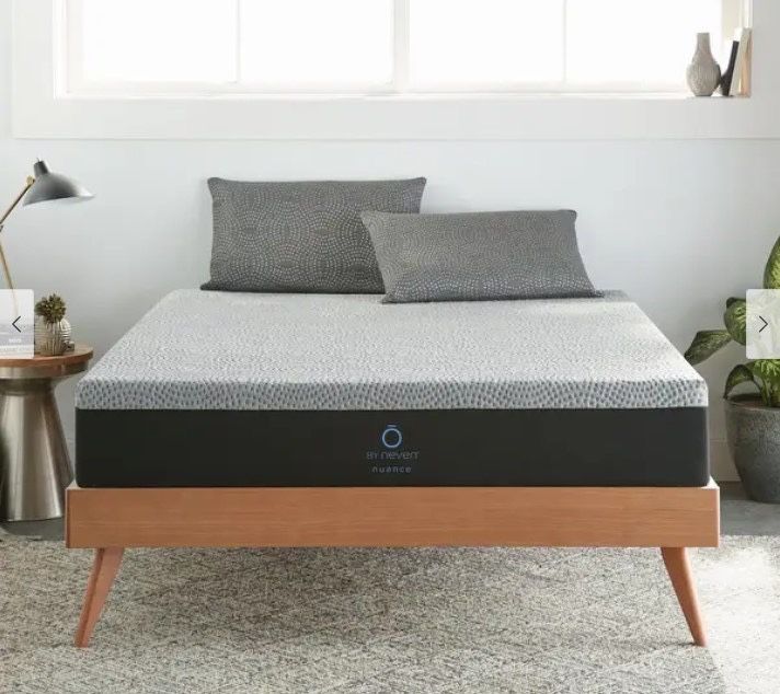 Full Size Mattress (Gel/Foam/Hybrid)