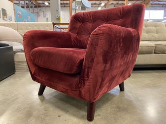 Tufted Crushed Velvet Burgundy Accent Chair