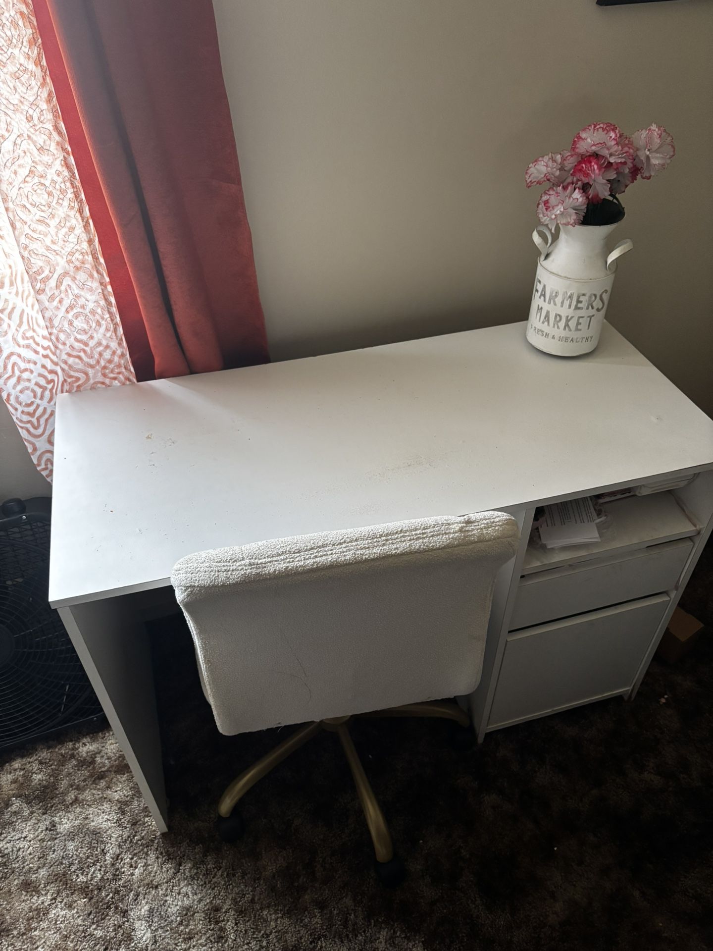 Computer desk & matching Chair