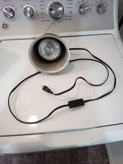 Pendant Spotlight Lamp with Cord and Switch (ceramic top for aquarium). No bulb