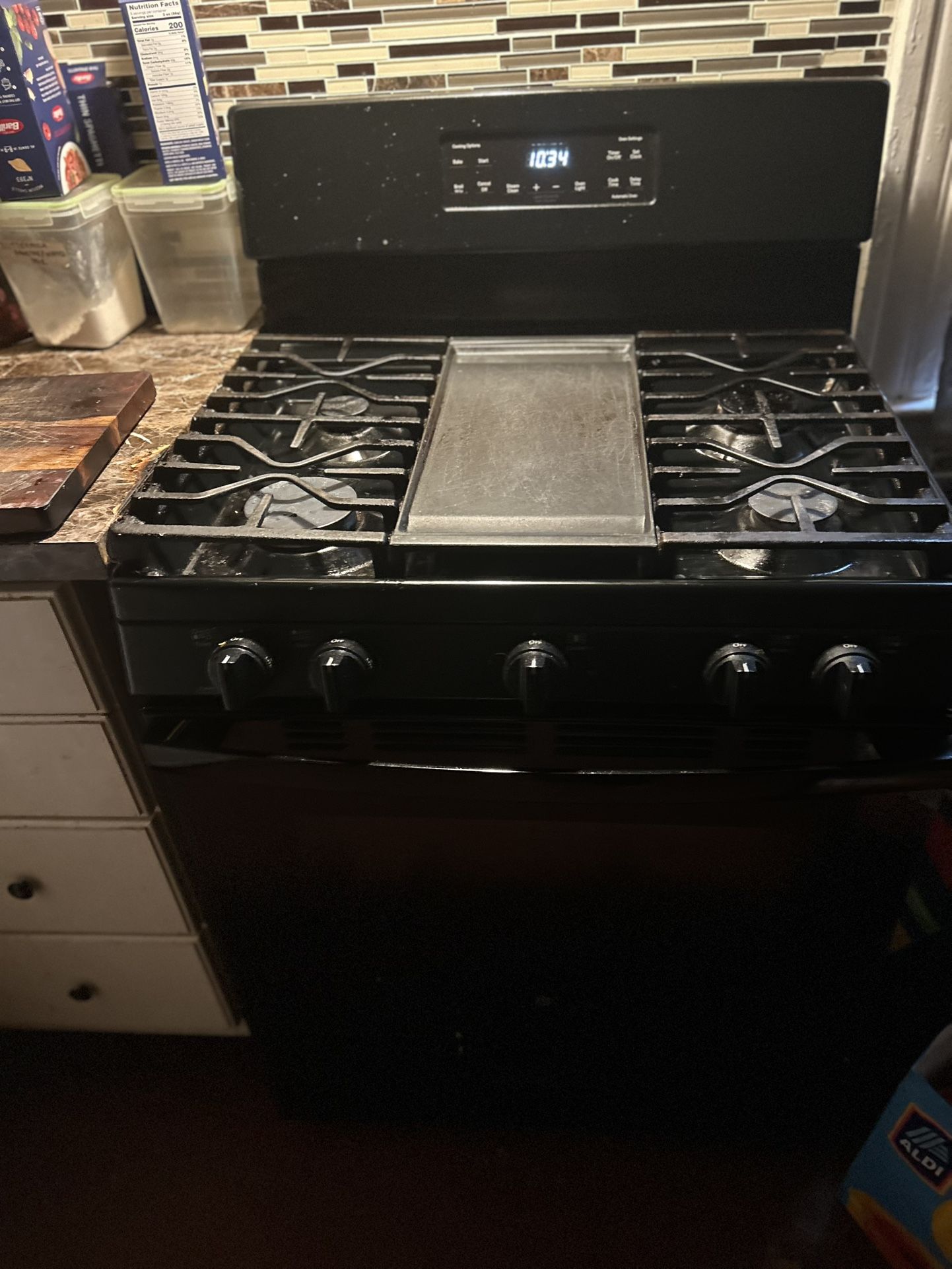 Used Gas Stove And washer Machine And Dryer