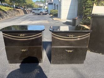 Vintage lacquer 80/90 dresser and nightstands