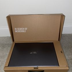 BRAND NEW ASUS VIVOBOOK 15.6" FULL HD SCREEN