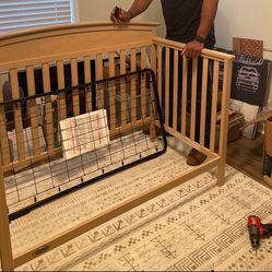 Graco Benton Convertible Crib (5-in-1)