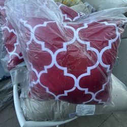 4 Red Outdoor Throw Pillows