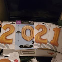 Graduation & Number Balloons