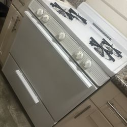 $50 White Stove 
