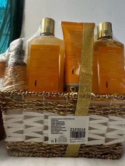 Lovevery bath bomb set