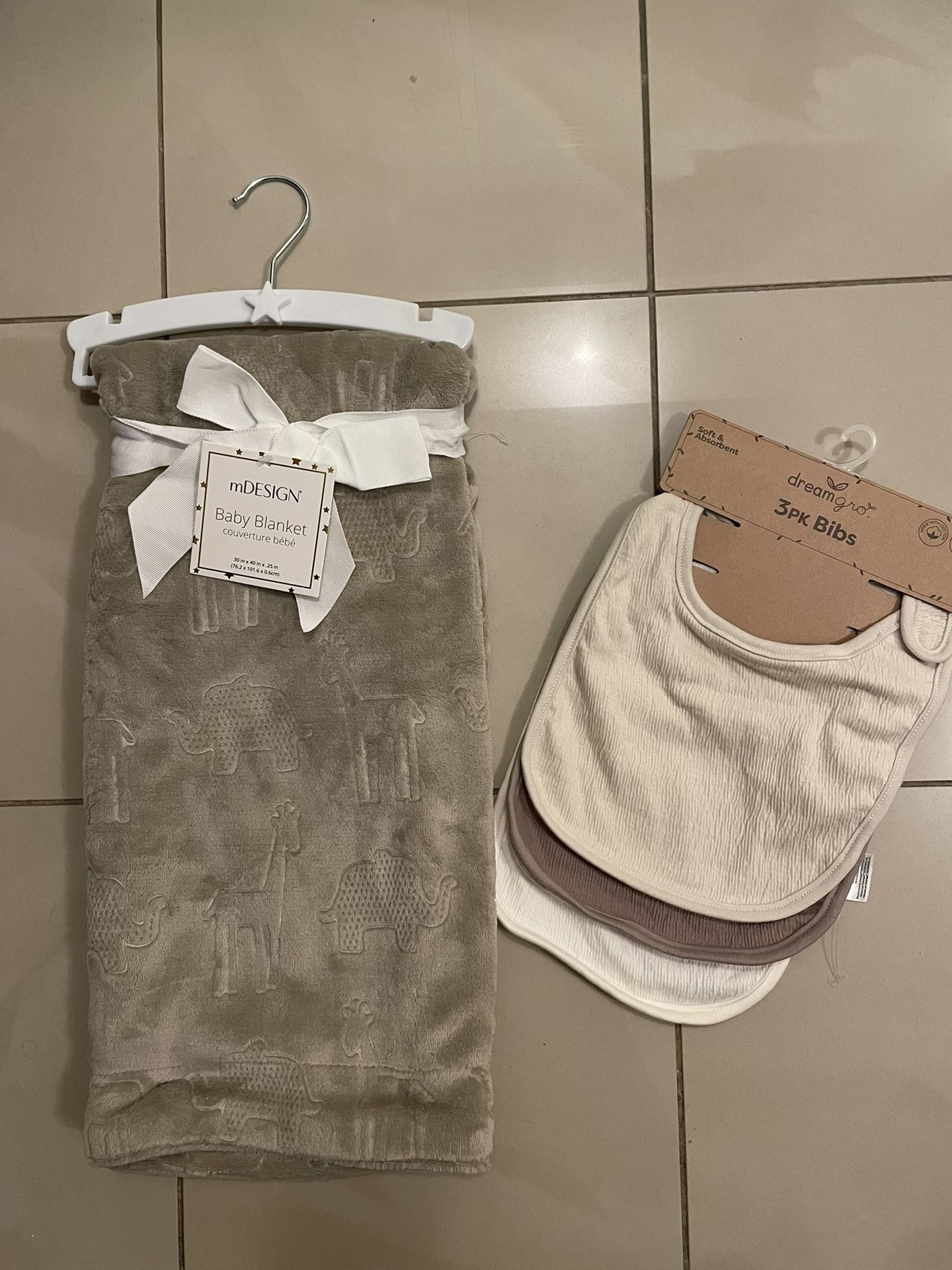 Baby Blanket & 3 Pack Bib Set