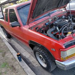 91 Dodge Dakota V8  140,000 Miles 