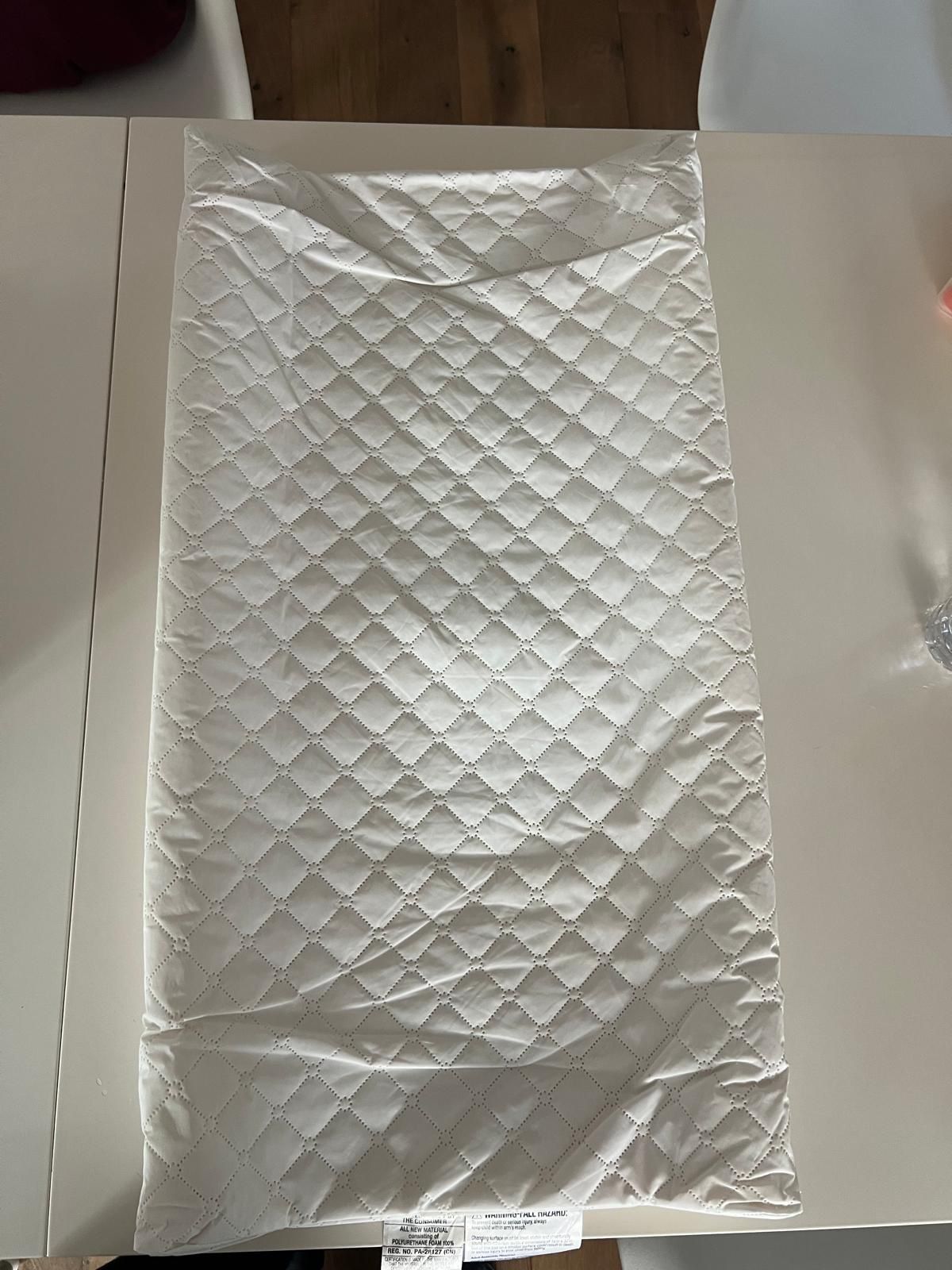Baby Diapers Changing Pad Plus 4 Covers