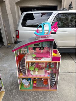 Doll House