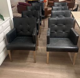 8 Black Leather Jerome’s Dining Chairs