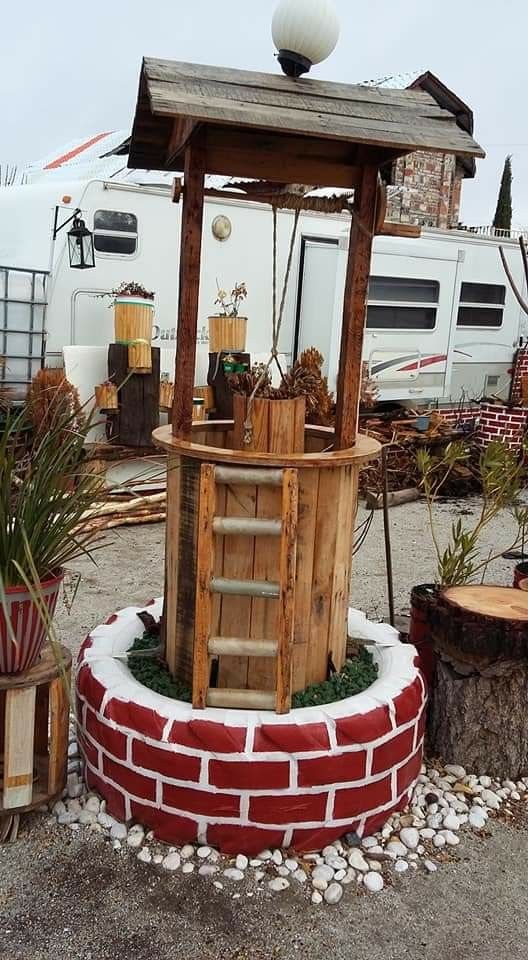 Gorgeous Wooden Well Flower Pot