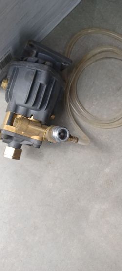 Very nice 2800 PSI pressure washer pump for it works great