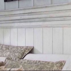 Benchcraft Kanwyn Queen Panel Bed HEADBOARD B777-52 PRICE DROP 