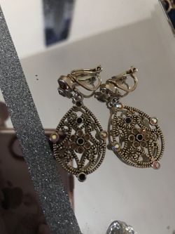 Gold earrings