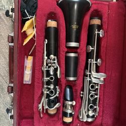 Buffet E-11 Wood Clarinet 
