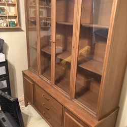 2 Piece Glass Display Cabinet With Stand And Extra Storage